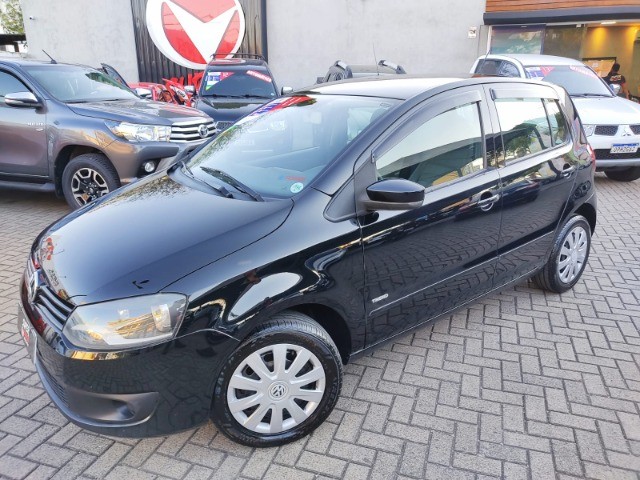 VW FOX 1.0 !! CARRO MUITO CONSERVADO!!