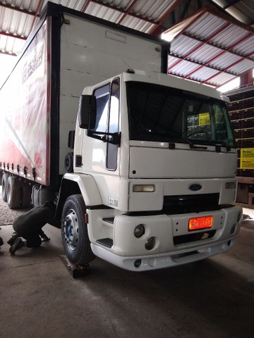 FORD CARGO 2428 ANO 2008 NO CHASSI OU NO SIDER