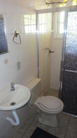 Chalés Mobiliados a 100 mts da praia Martim de Sá - Foto 5