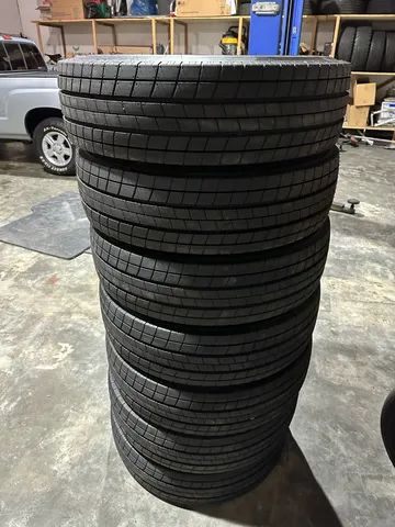 Pneu Goodyear 215/75r17.5 - Foto 3