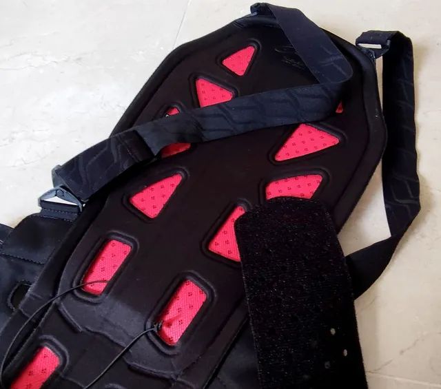 Protetor de coluna Alpinestars Nucleon Kr-1 Cell (tam XL) - Foto 6