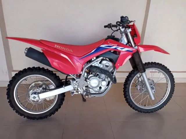 Compra uma Moto para fazer trilha crf-250