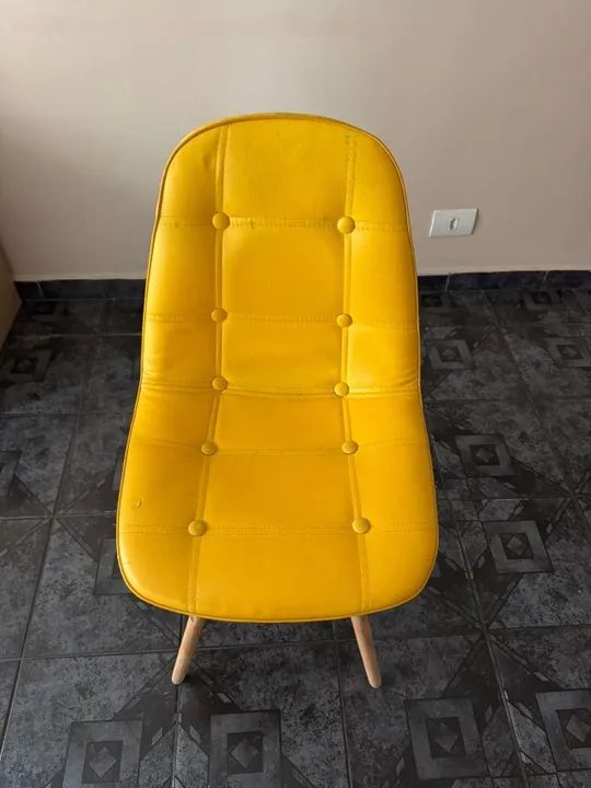 Cadeira Eiffel Estofada