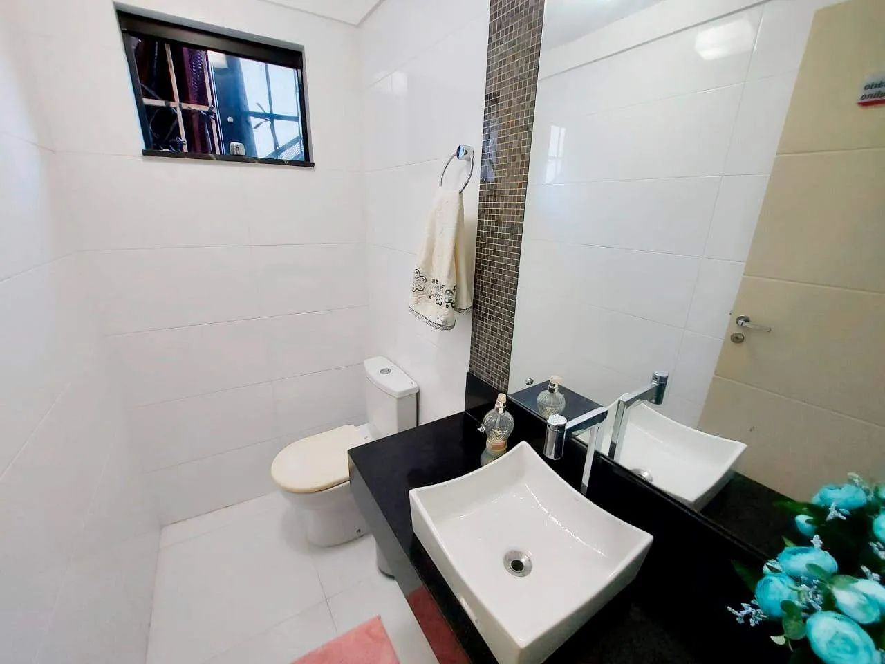 Oportunidade Imperdível: Imóvel Comercial Mobiliado em Localização Nobre - Foto 5