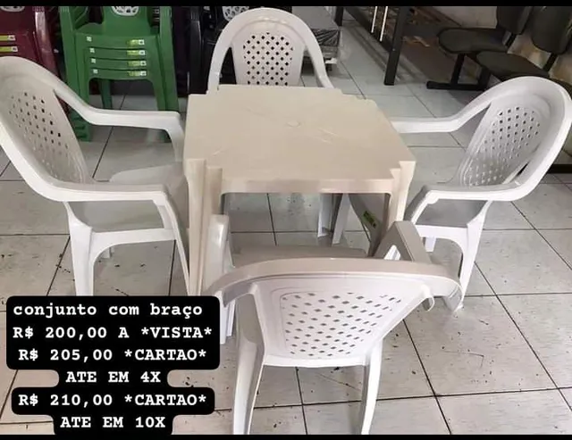 Conjunto de mesa plástico com braço
