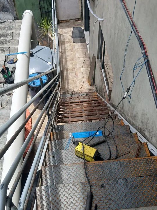 Serralheiro faço de acordo com sua metragem venha fazer seu orçamento  sem compromisso  - Foto 5