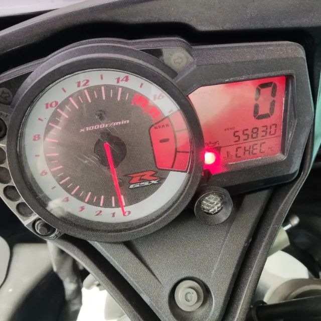 Suzuki GSX-R 750cc SRAD 2011 - Foto 6