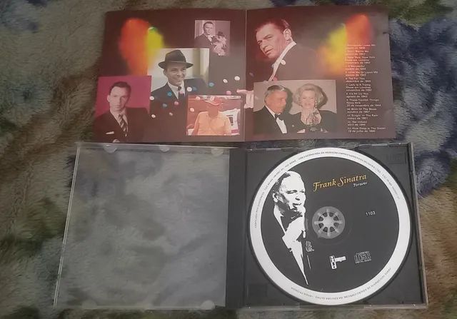CD Frank Sinatra Forever ( Mídia e Encarte sem marcas) - Foto 2