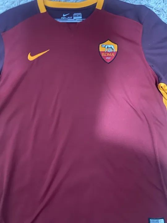 Camisa de futebol Roma