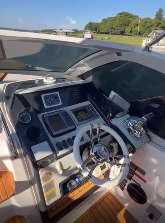 Lancha 310 GT alongada  p/ 330 - Foto 2
