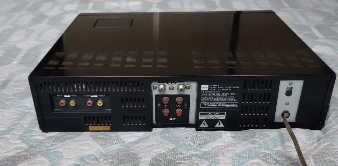 VIDEO CASSETE TOSHIBA COM 4 CABECAS   - Foto 2