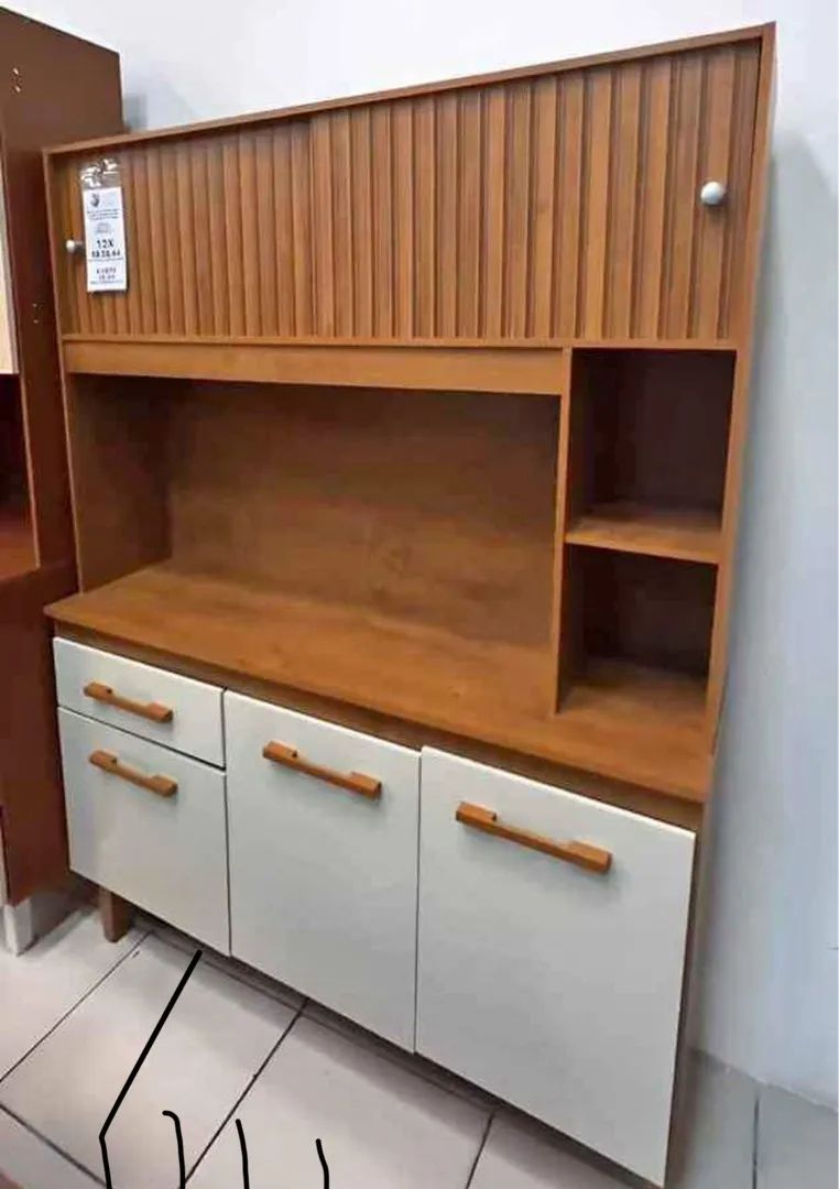 Vendo Armário de cozinha 5 portas 1 gaveta 