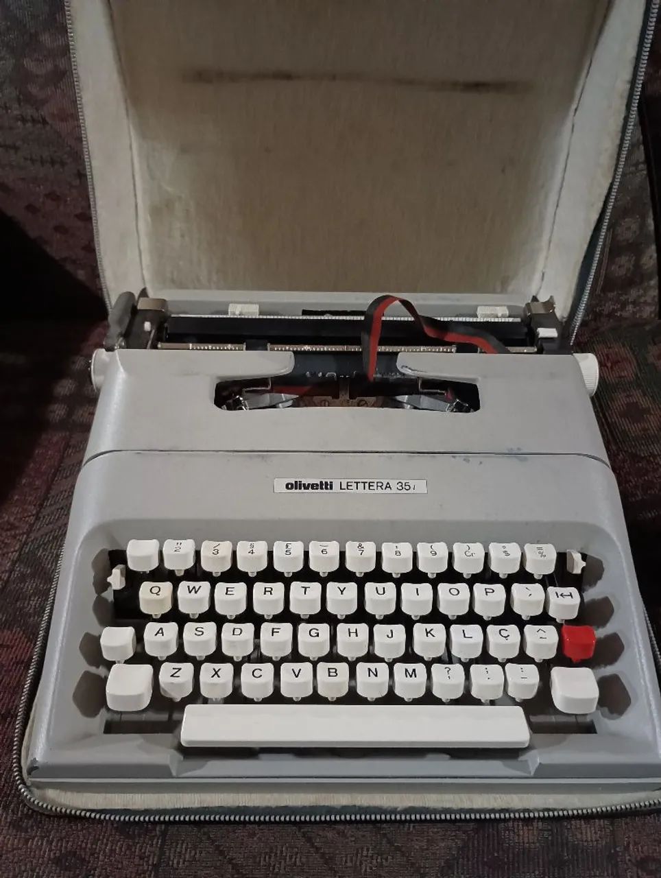 Máquina de escrever Olivetti Lettera 35 - Foto 3