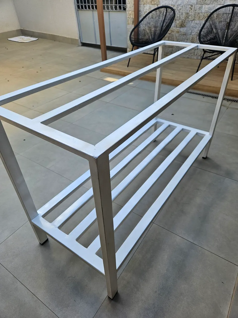 Mesa, bancada de metal branca com ( Pedra Montblanc ) Branca diversos usos