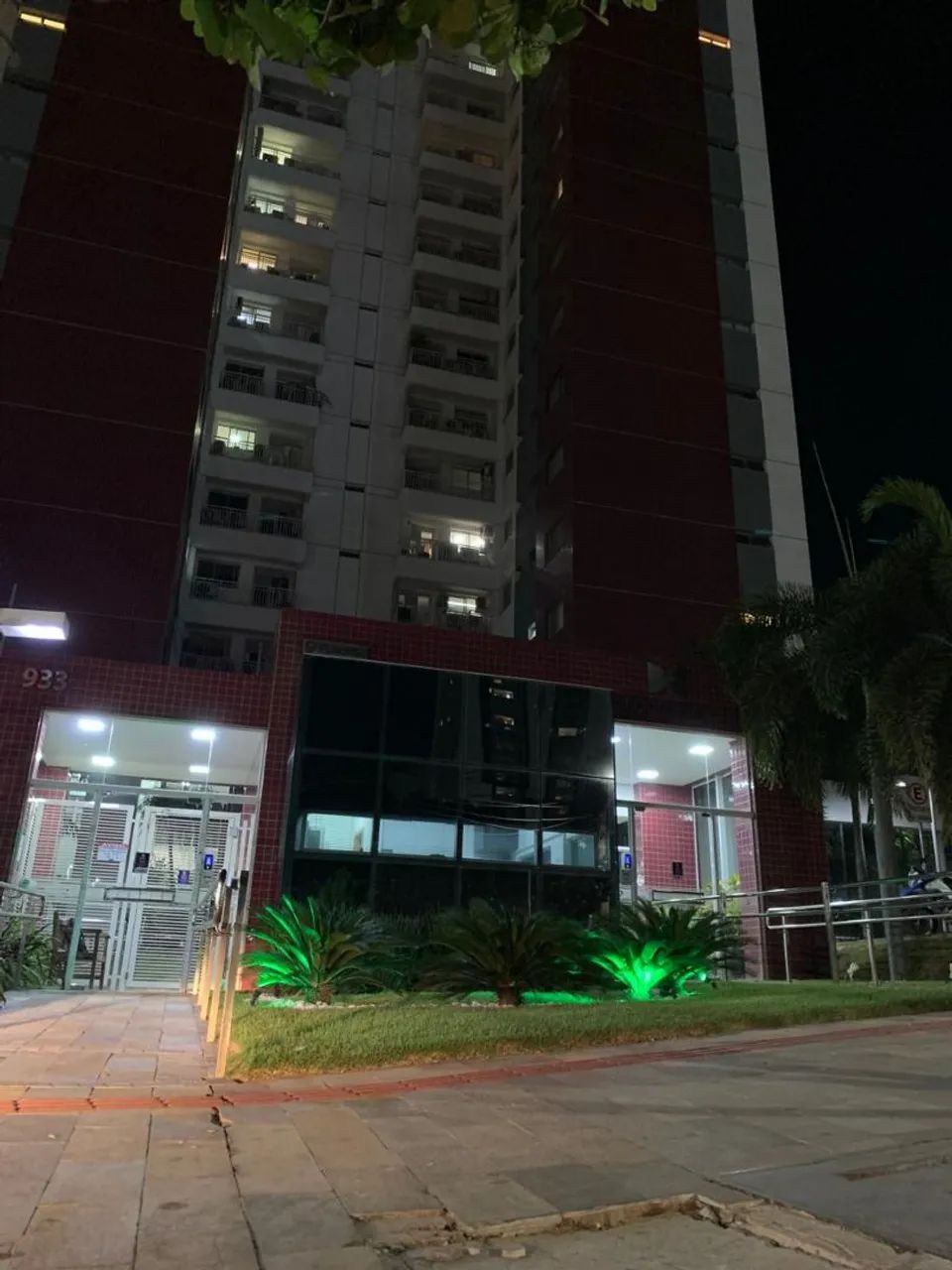 Vende-se apartamento no Edifício Le Champ em Cuiabá MT 