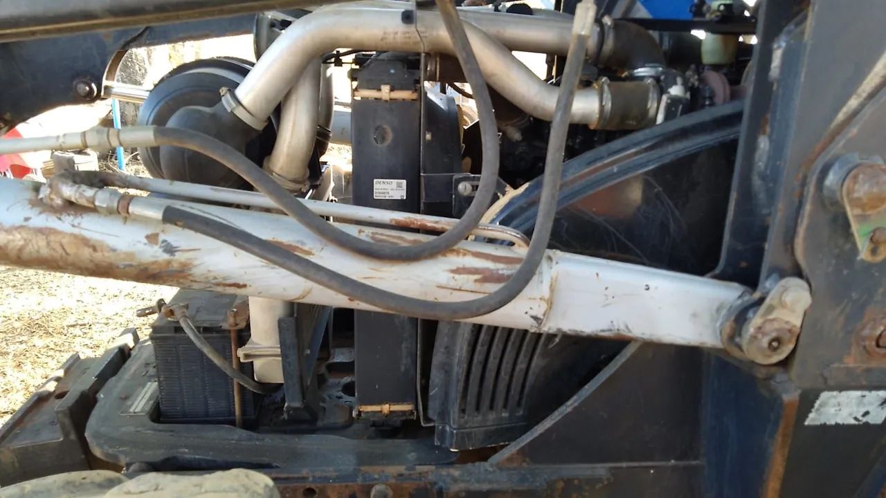 Vendo Trator  TL5.80 PARTICULAR  - Foto 5