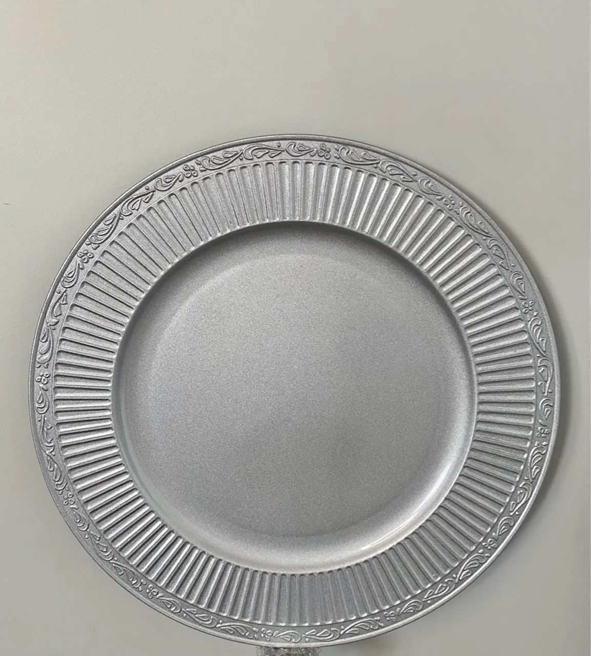 12 Sousplat em polipropileno 33 cm, prata