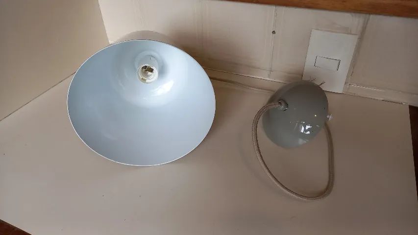Luminária pendente em metal pequena - Foto 2