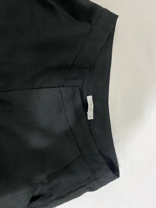 Shorts estilo alfaiataria  - Foto 2