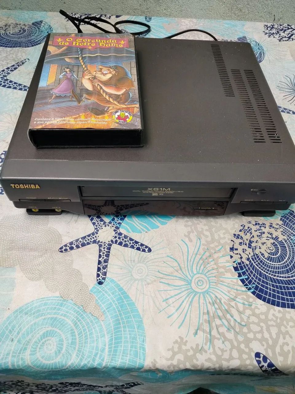 Vídeo cassete toshiba