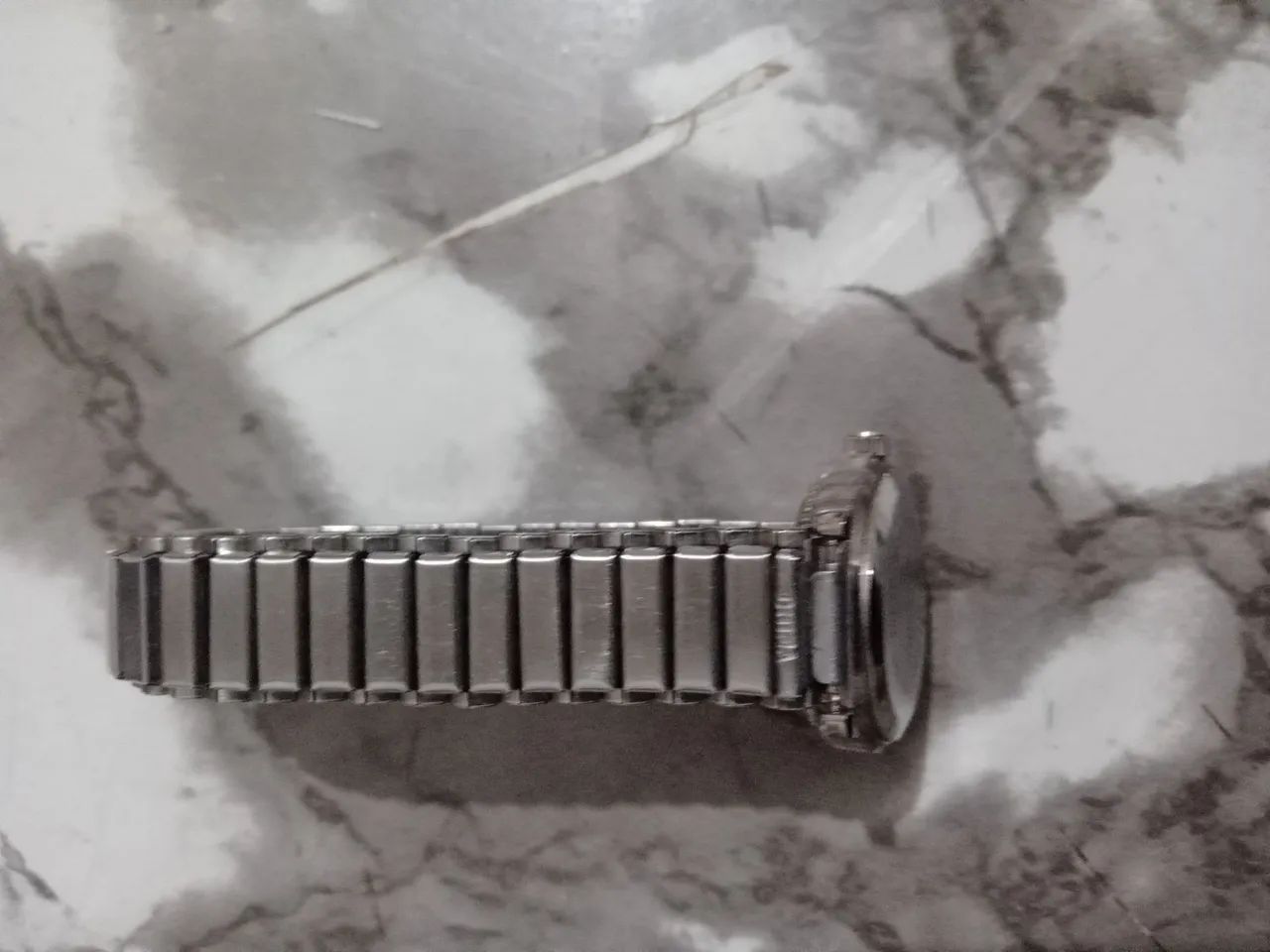 Relógio de pulso antigo