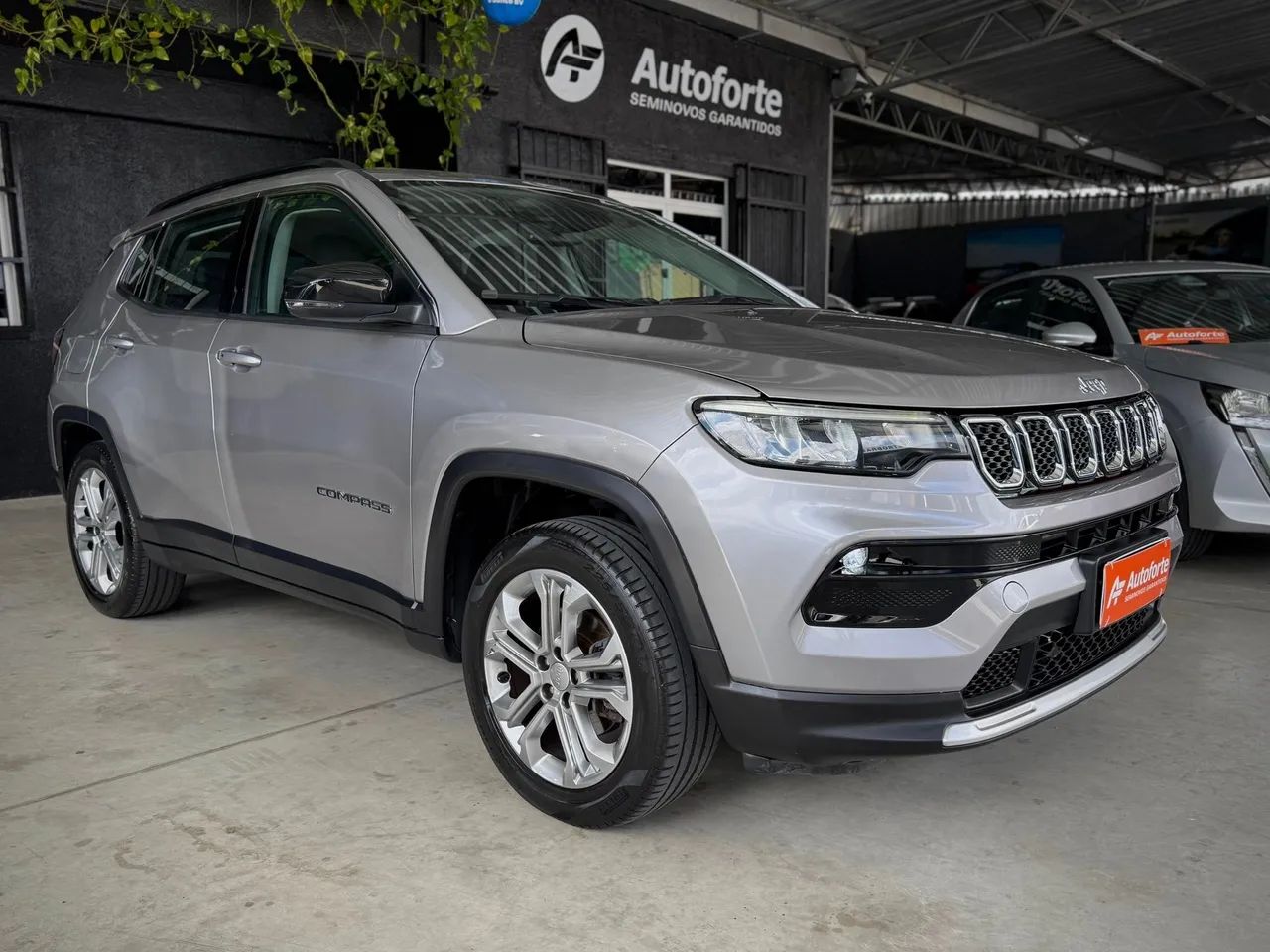 JEEP COMPASS LONG. T270 1.3 TB 4x2 Flex Aut.