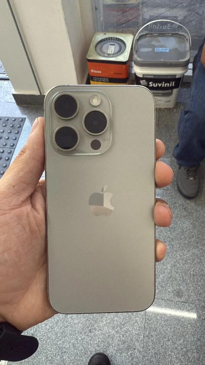 iPhone 15 pro 128gb