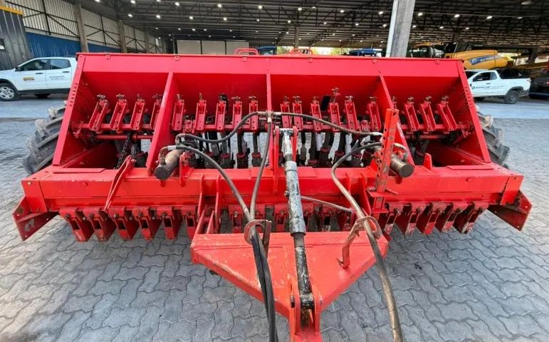 Plantadeira Semeato TDA300 - Foto 2