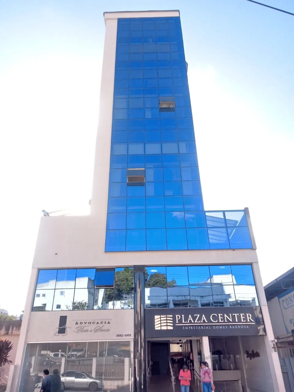 Excelente sala, no Centro comercial de Viçosa-MG.