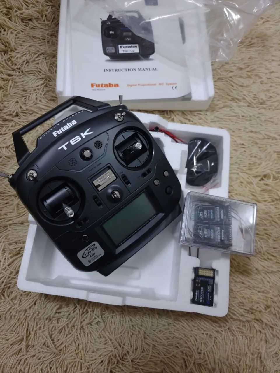 Radio Controle FUTABA - T6K. - Foto 3