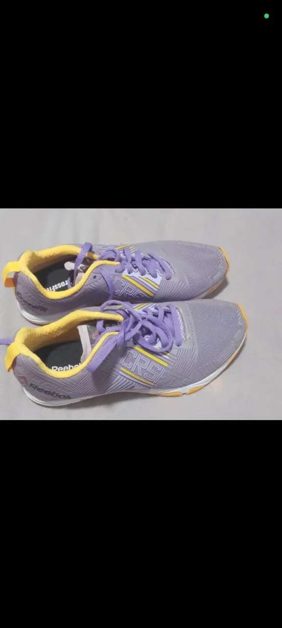 Tênis Reebok CrossFit - Roxo e Amarelo