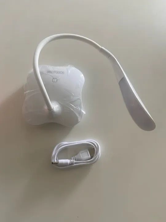 Luminária touch de mesa - Foto 2