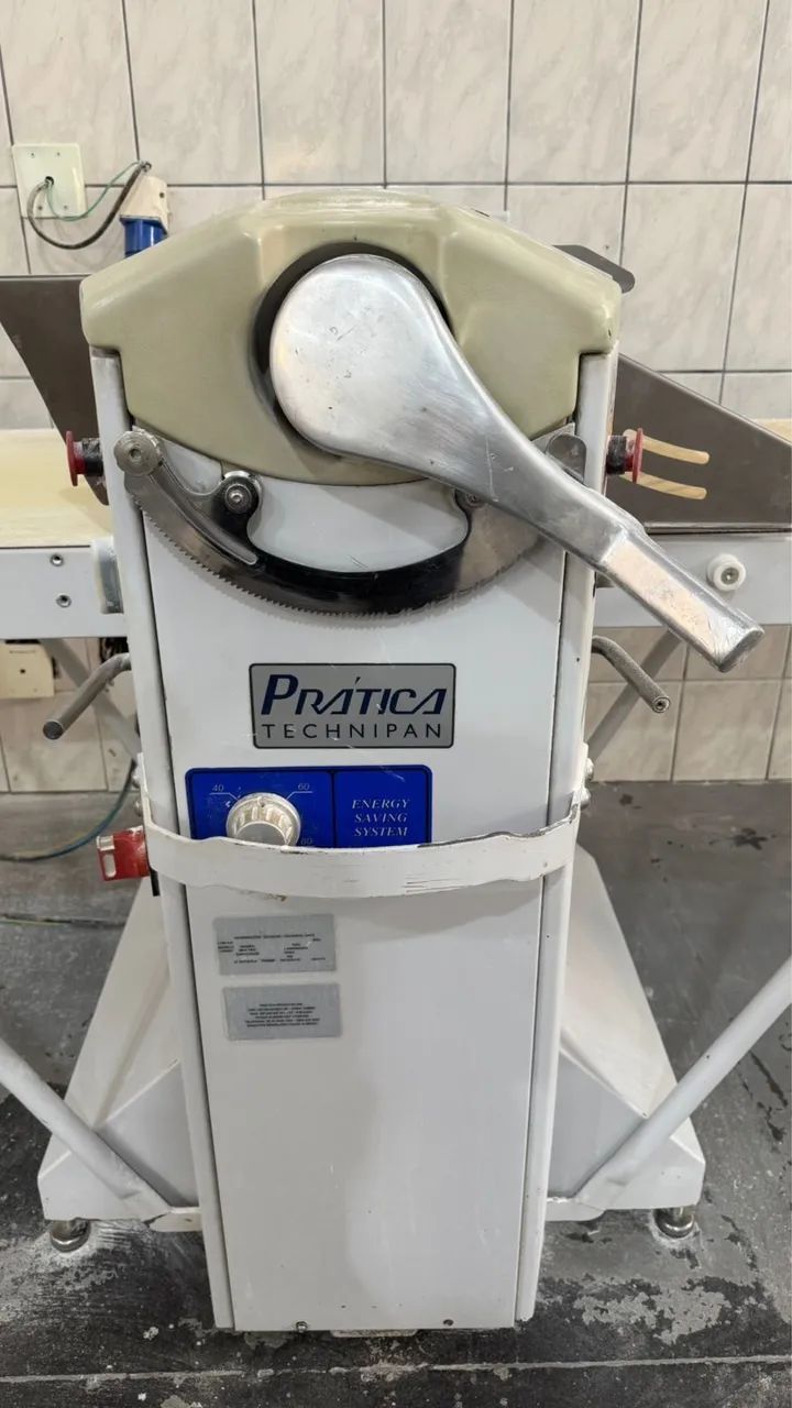 LAMINADORA DE MASSAS (MARCA: PRÁTICA) - Foto 4