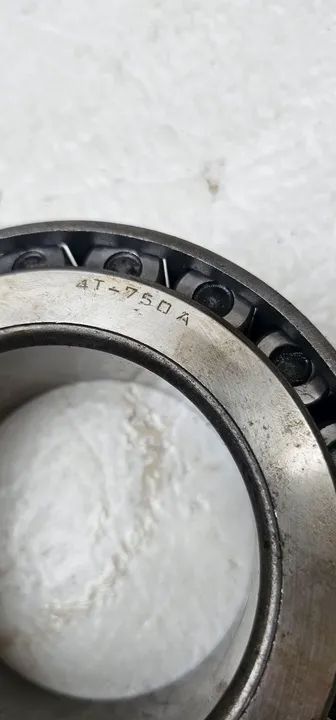 Motoniveladora caterpillar rolamento cone novo 4D3848 - Foto 3