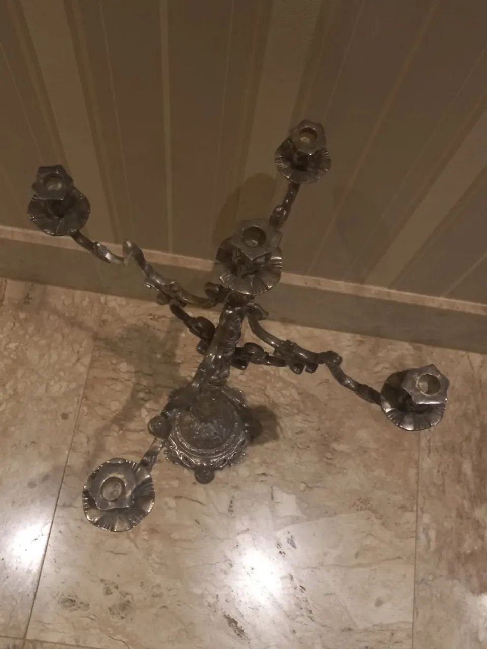 Candelabros (Castiçais) de Piso - Foto 3