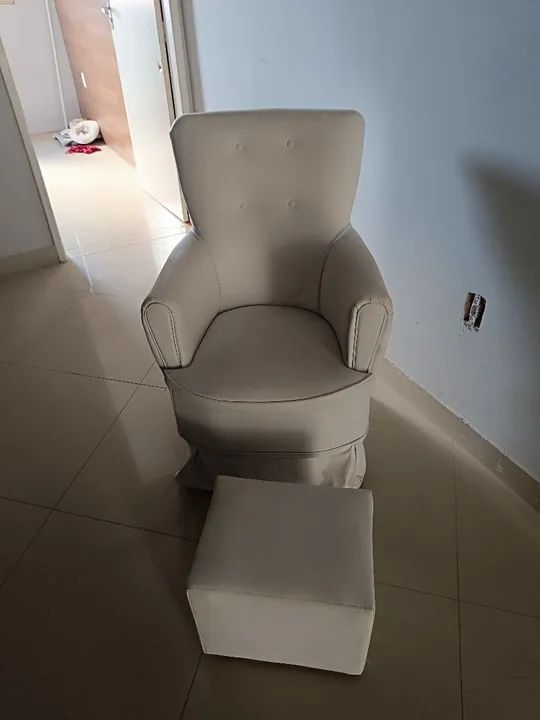 Cadeira de amamentação + apoio ótimo estado 