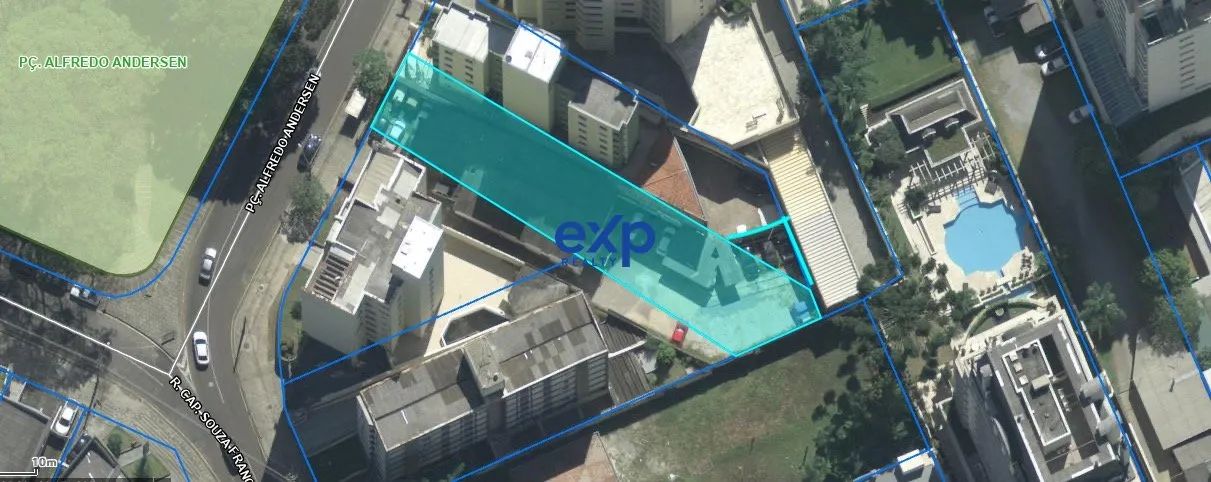 Excelente Terreno com 978,79m2 em Curitiba no Bairro Batel!