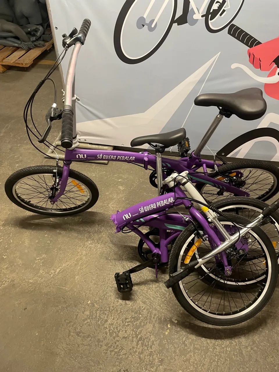 Bicicleta Dobrável Roxa do Nubank Nova  - Foto 2