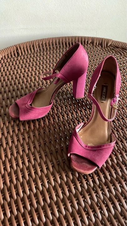 Sandália AREZZO n 33 usado 30,00