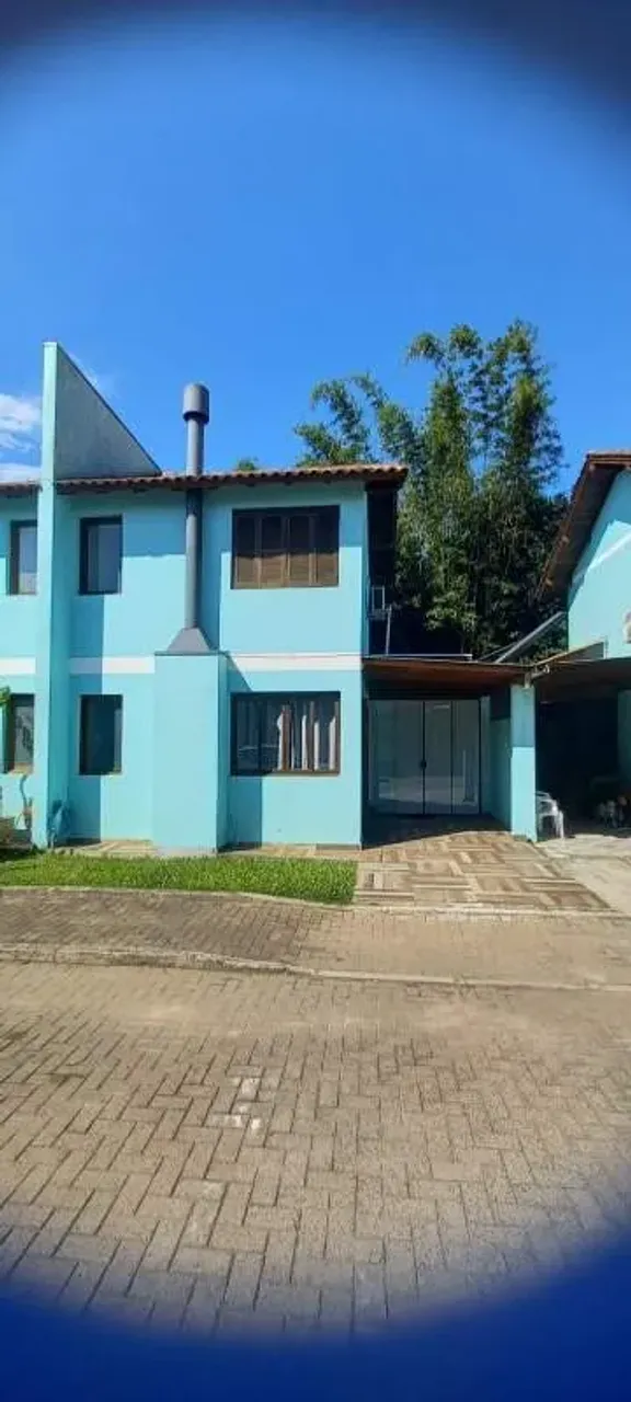 Sobrado à Venda no Condomínio Residencial Portal Dos Ipês - Jardim Itapema