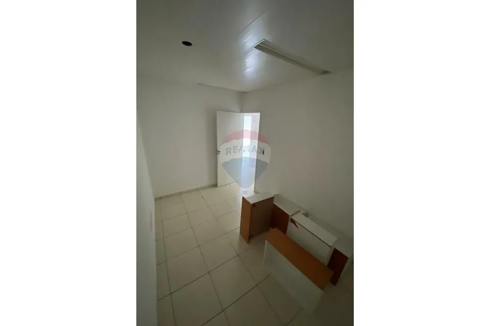 SALA COMERCIAL (4D) 9,2 M2 PARA ALUGAR - EXCELENTE LOCALIZAÇÃO