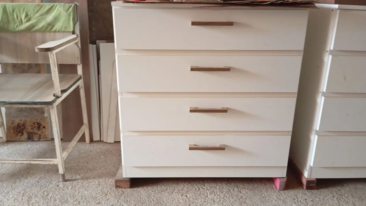 Cômoda Branco de 4 gavetas em MDF nova - Foto 5