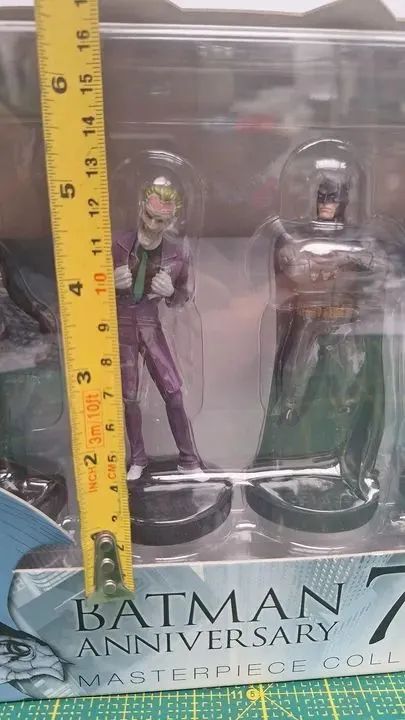 Batman aniversary 75th masterpiece collection - Foto 2