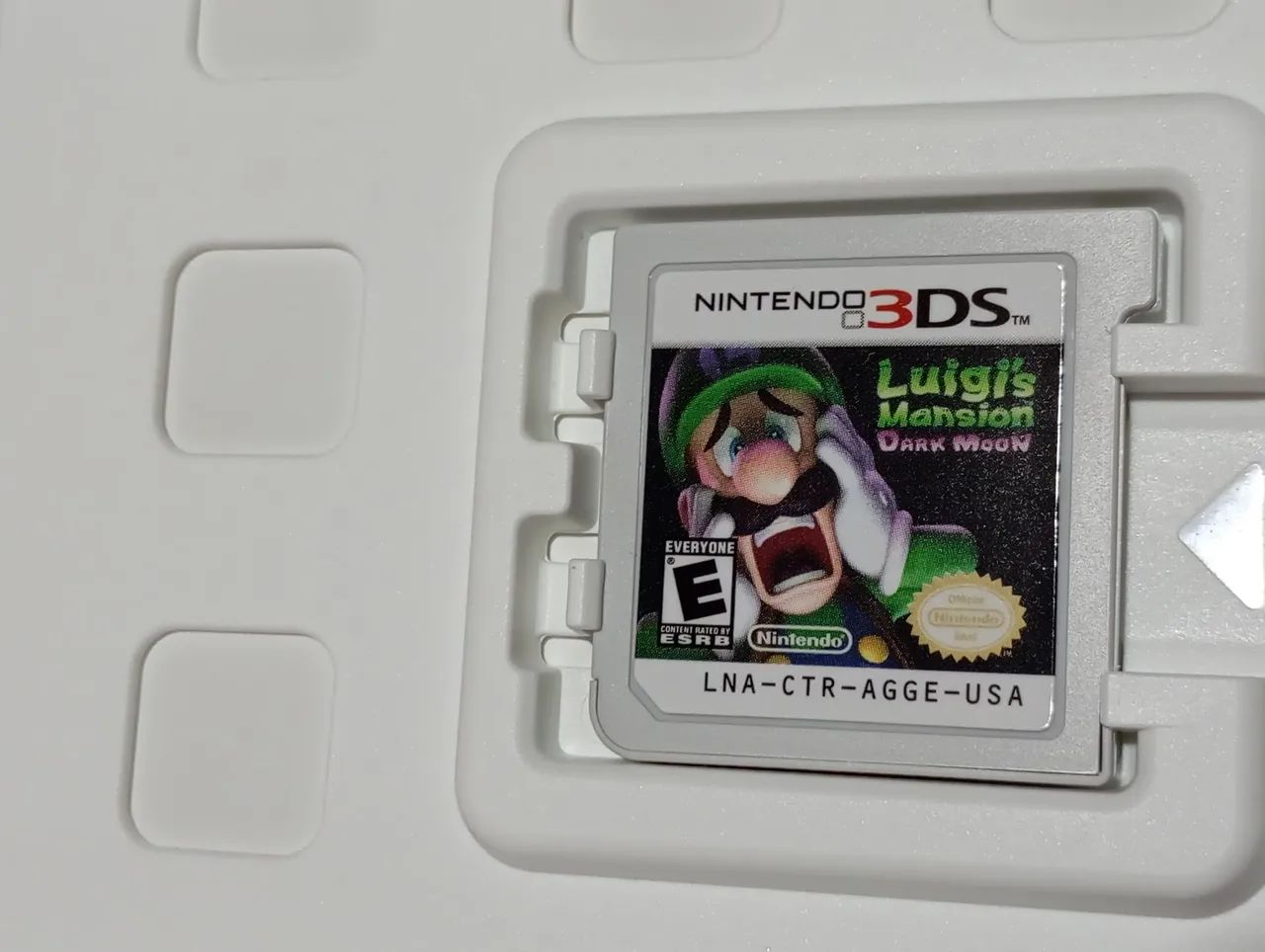 Luigi's Mansion: Dark Moon (Nintendo 3DS) - Jogos de Vídeo Game