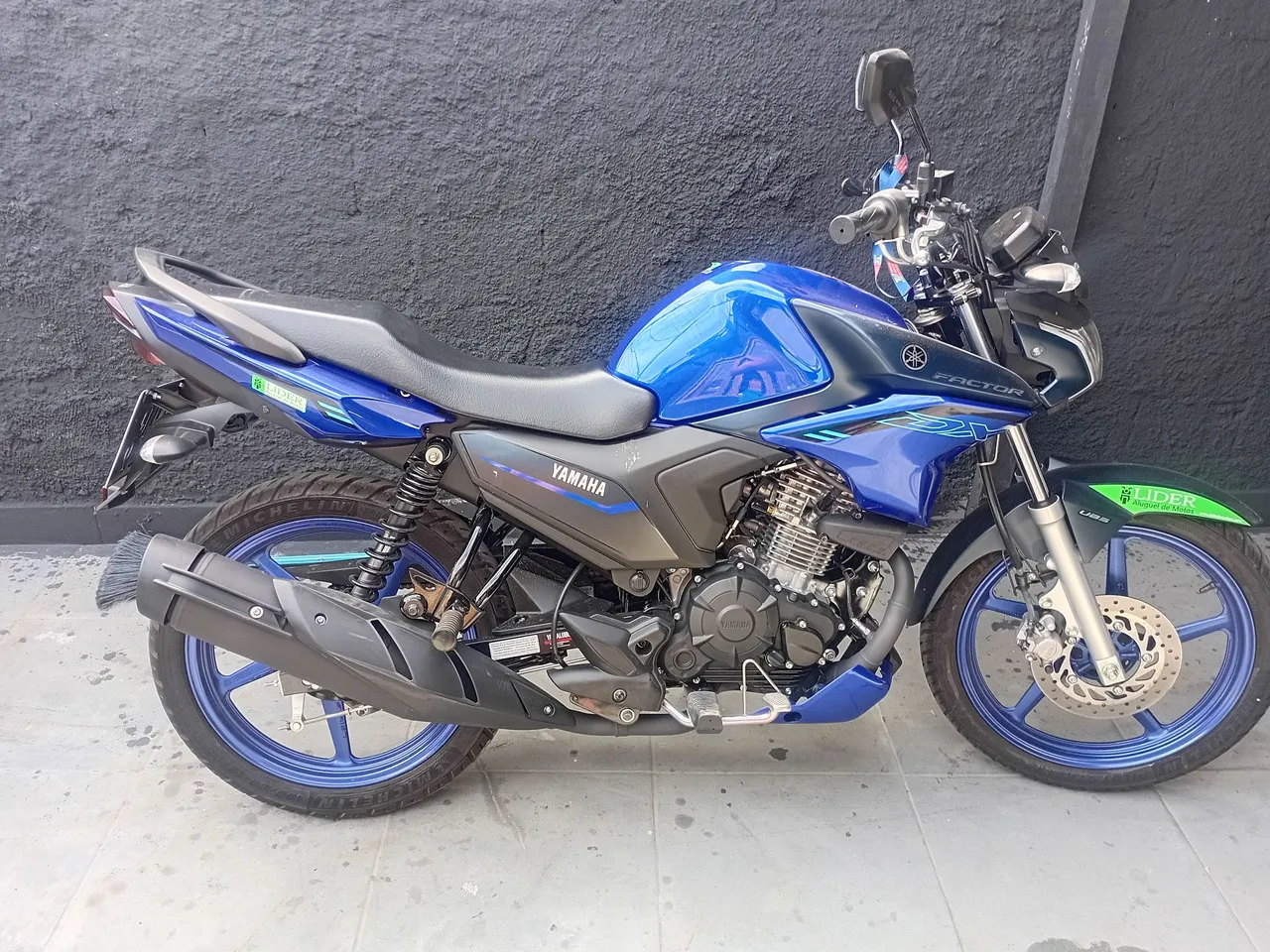 Aluguel de motos Factor DX 25/25 150 Líder Ilha do Governador