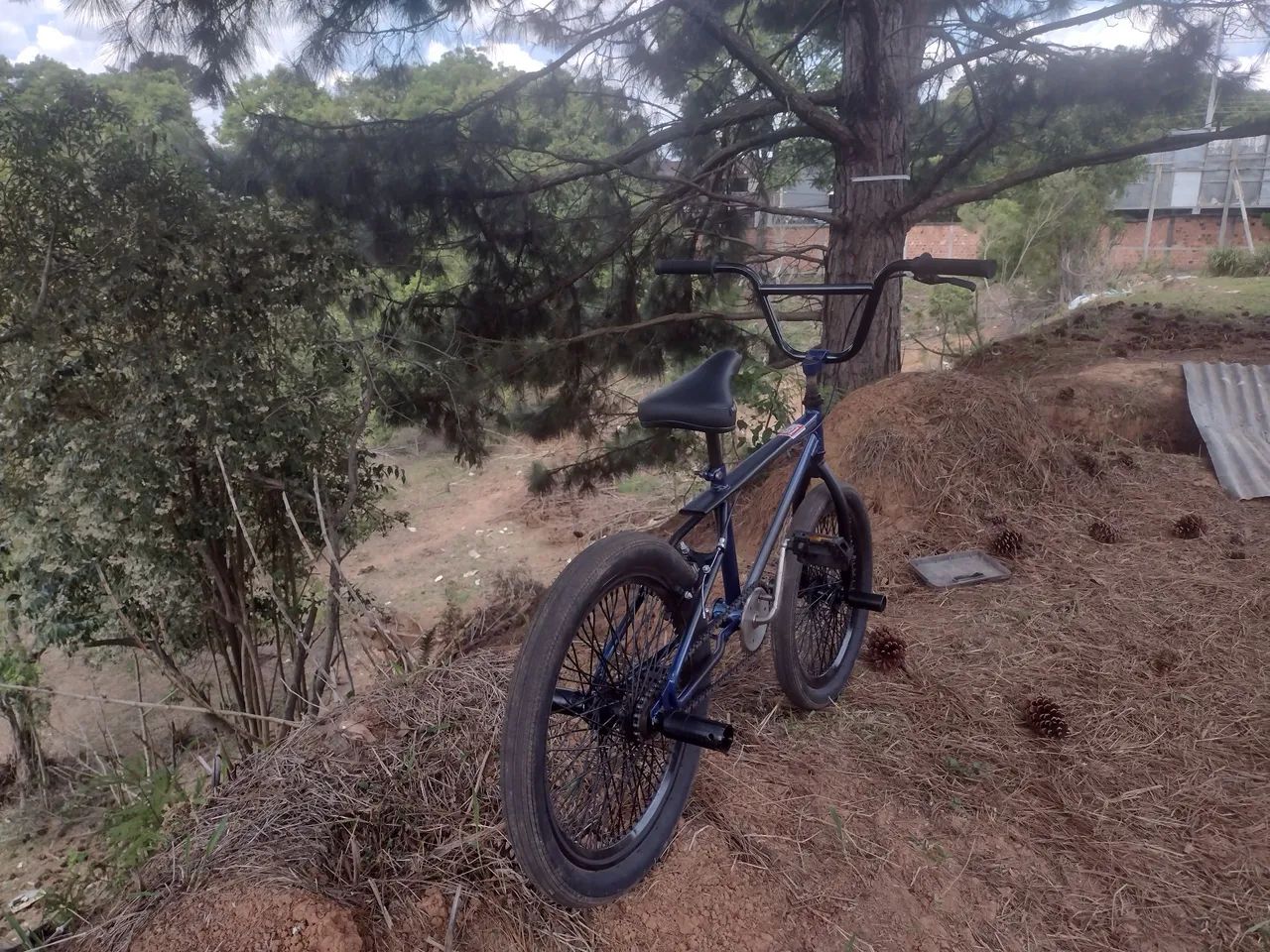 TROCO CALOI CROSS FREESTYLE - RESTAURADA POR UMA SUSPENSÃO DE DOWNHILL BOA - Foto 2