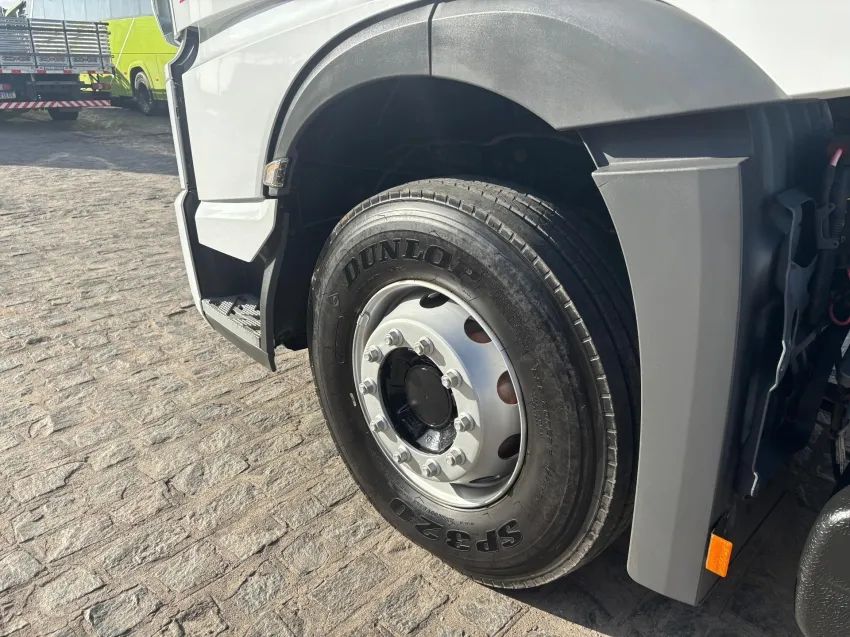 Mercedes-Benz Actros 2651 510 6x4 2022/2023 - Foto 6