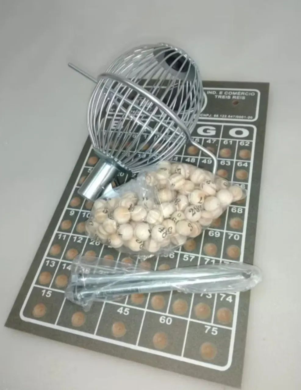 Bingo de Bolinhas globo de metal e 200 cartelas - Foto 2