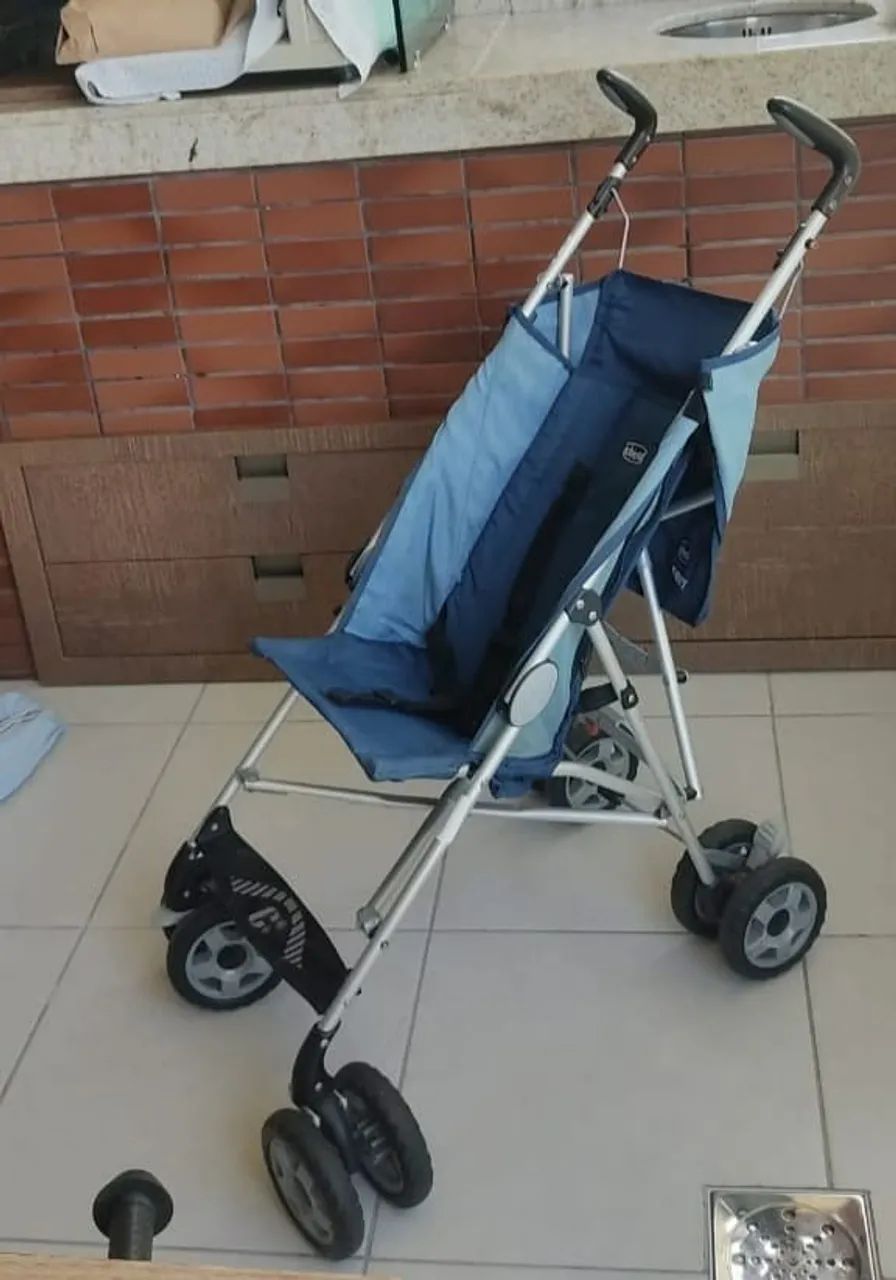 Carrinho de passeio Chicco - Foto 4