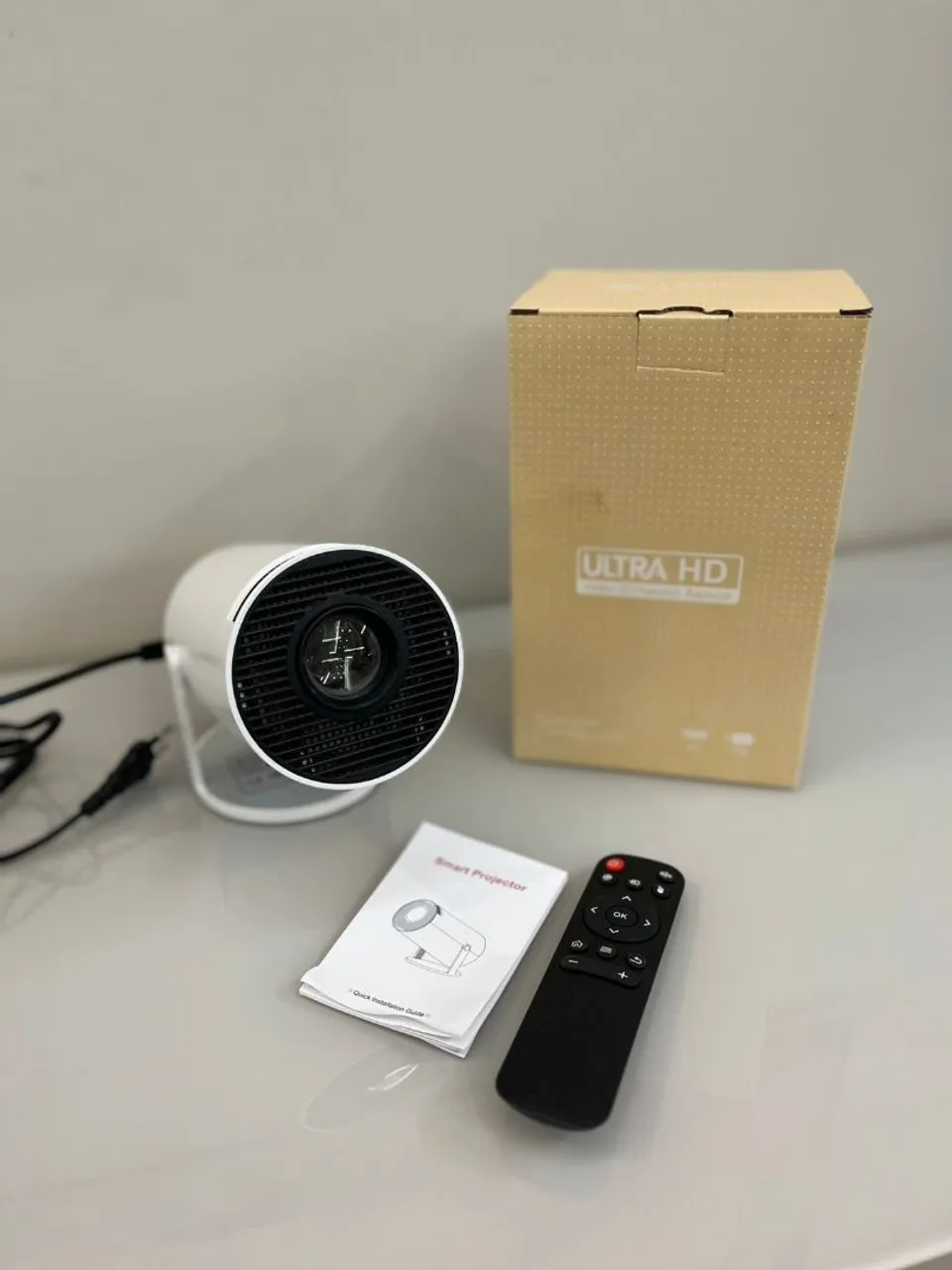 Projetor Smart Ultra HD Portátil